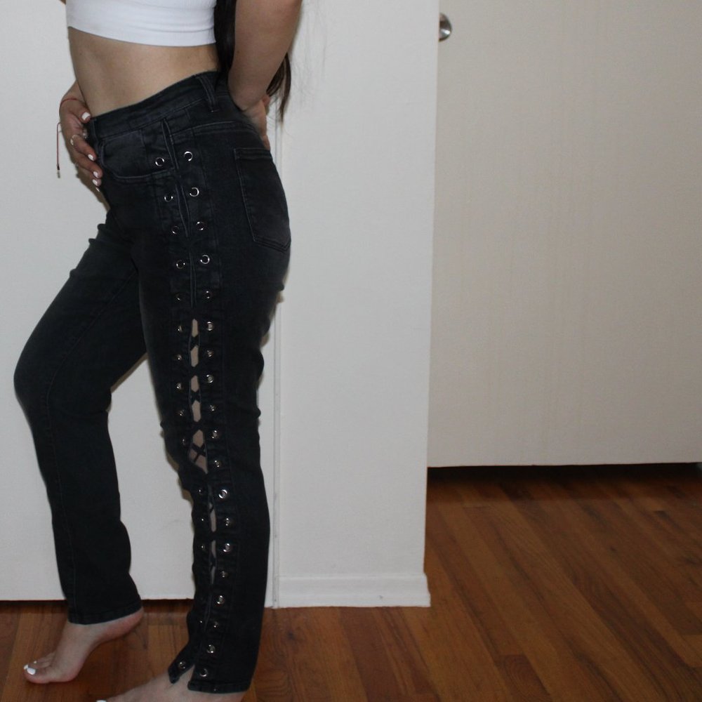 Venus high waisted black jeans
